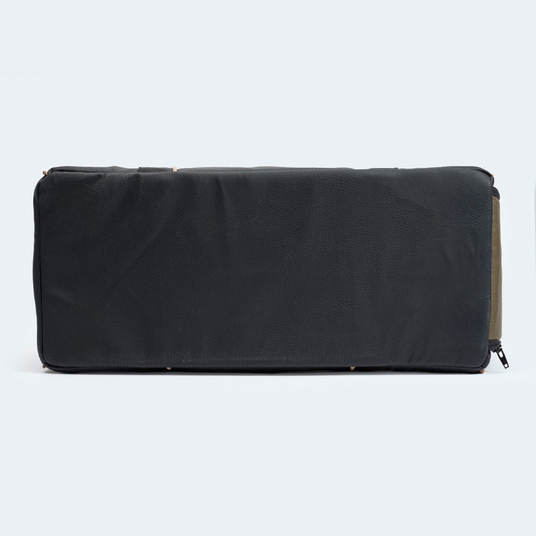 Flugtasche Oliv Bodenansicht