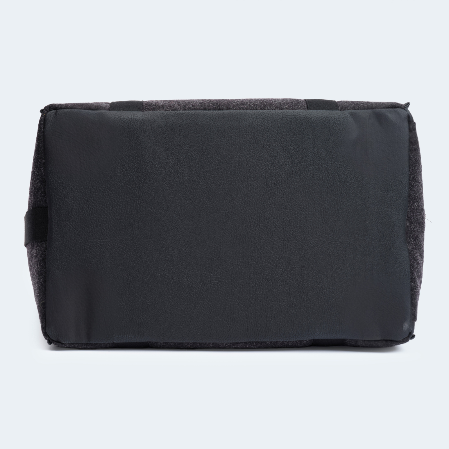 Hundetasche Kitzbühel aus Loden für Dackel und kleine Hunde anthrazit Bodenansicht