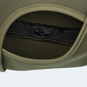 Leopold's Finest | Hundemantel Softshell für Dackel und kleine Hunde in oliv Detailansicht 