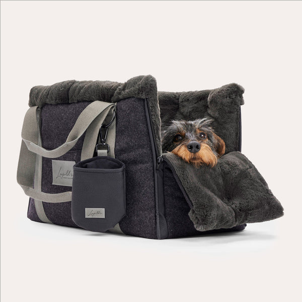 Hundetasche CosyBag Kitzbühel mit Dackel von vorne