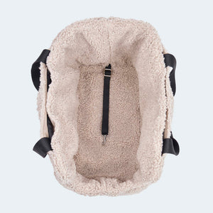 Hundetasche EasyLuxe für Dackel und kleine Hunde mit ausknöpfbarem Innenfutter aus Curly. Zwei Seitentaschen und integrierter Sicherungsleine. Ansicht von oben.